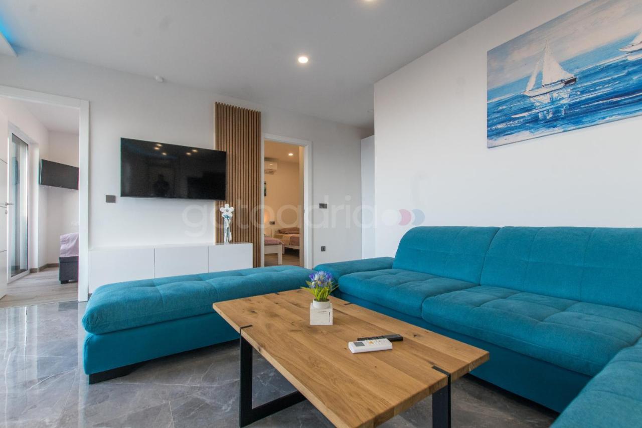 מאקרסקה Seashell - Luxury Seaview Apartments מראה חיצוני תמונה