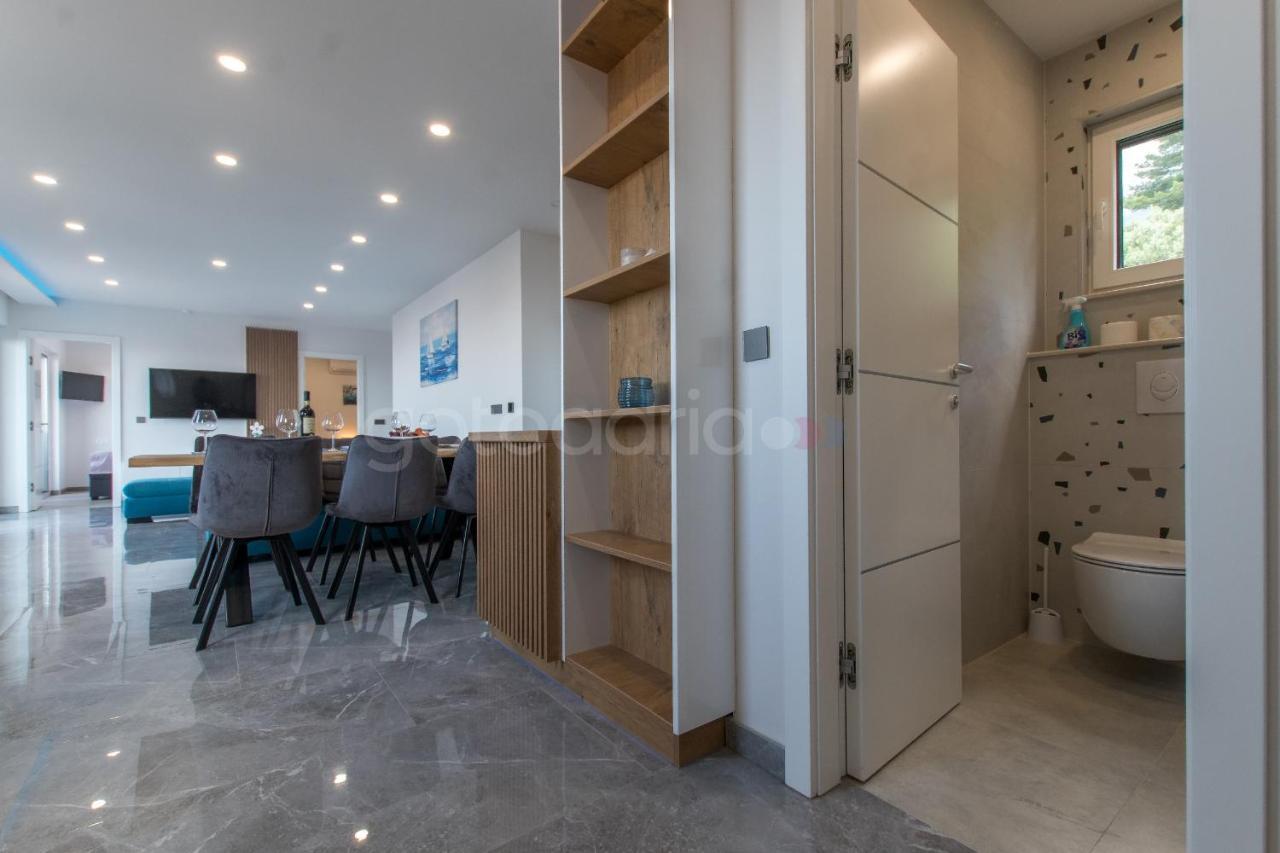 מאקרסקה Seashell - Luxury Seaview Apartments מראה חיצוני תמונה